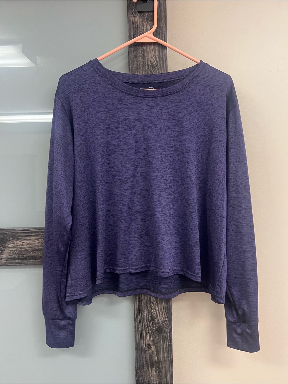 Women's Long Sleeve Crewneck Top in Heathered Purple